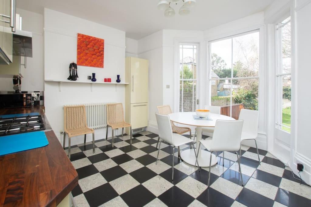 Stunning Large Victorian Maisonette With Sea View Deal Zewnętrze zdjęcie