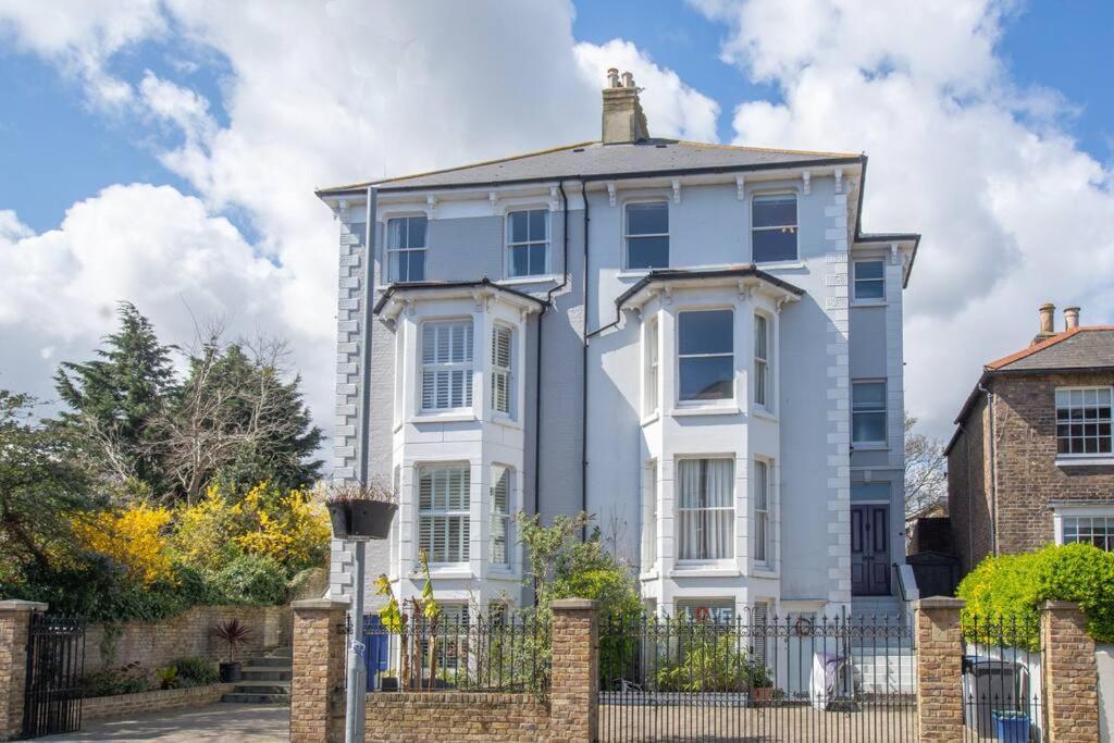 Stunning Large Victorian Maisonette With Sea View Deal Zewnętrze zdjęcie