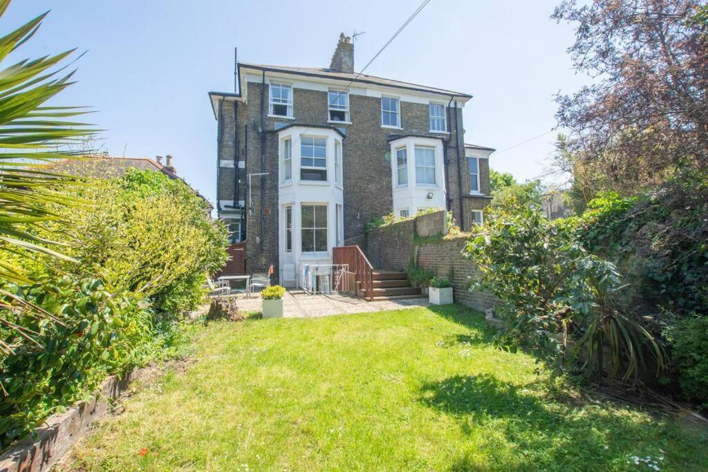 Stunning Large Victorian Maisonette With Sea View Deal Zewnętrze zdjęcie