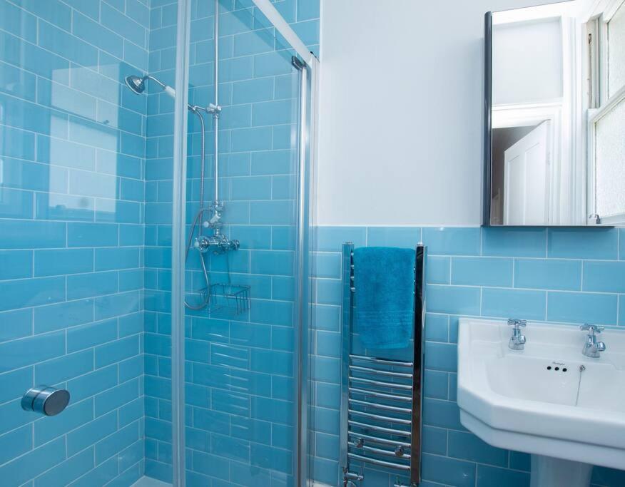 Stunning Large Victorian Maisonette With Sea View Deal Zewnętrze zdjęcie
