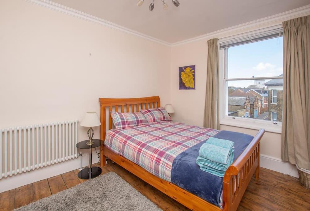 Stunning Large Victorian Maisonette With Sea View Deal Zewnętrze zdjęcie